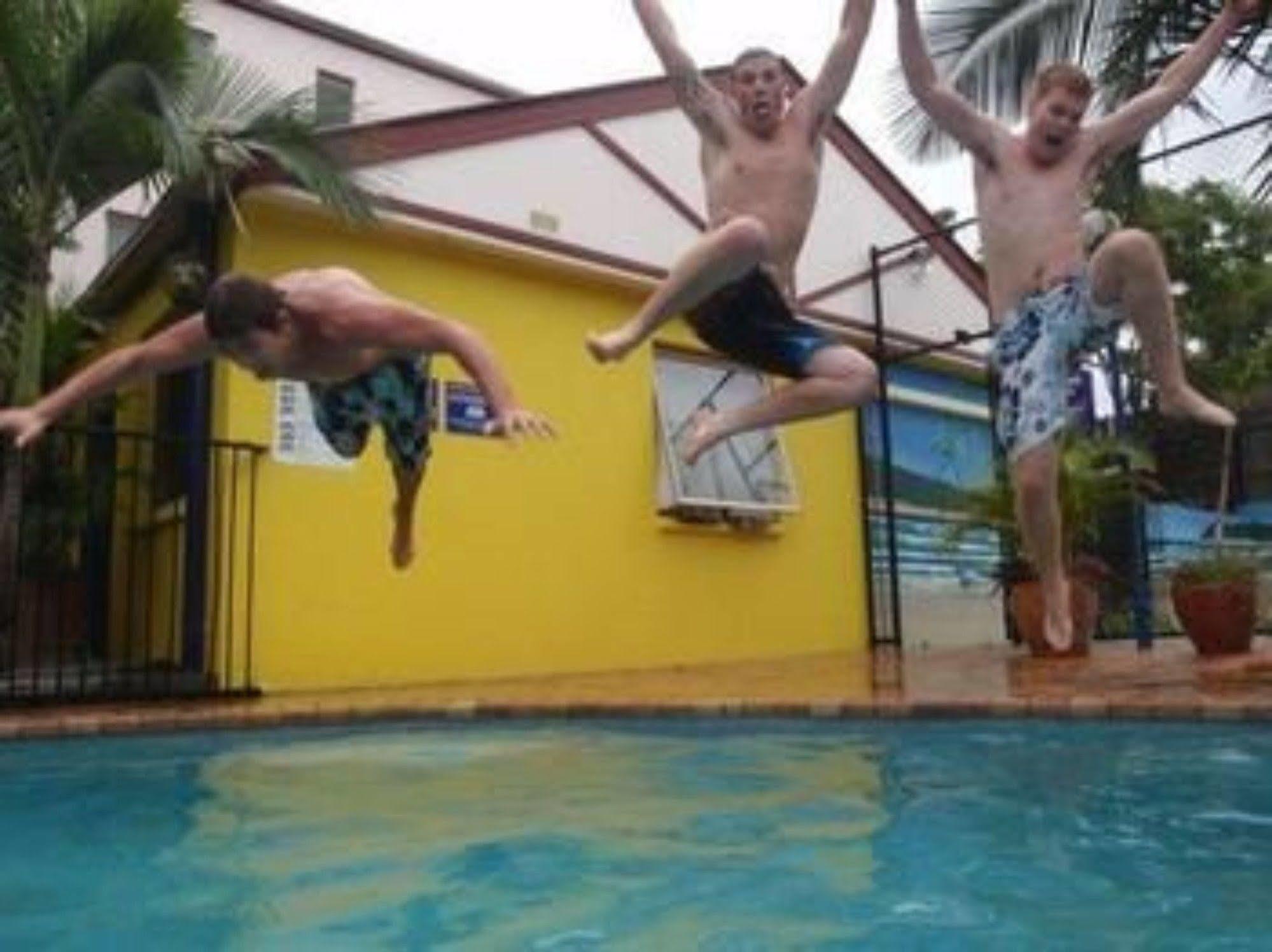 บริสเบน แบ็กแพกเกอร์ รีสอร์ต Hostel ภายนอก รูปภาพ
